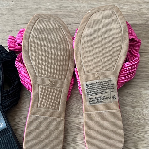 TOP Moda Women's Black and Pink Bow Sandals - Picture 4 of 5